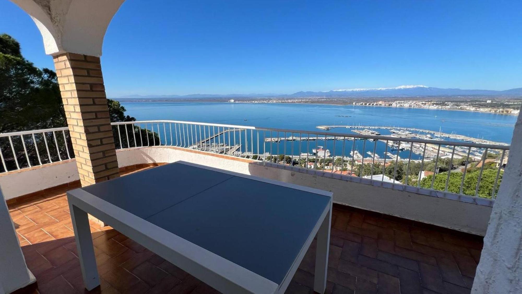 Precioso Piso Con Vistas Espectaculares Del Mar Av-50 Apartment Roses Luaran gambar