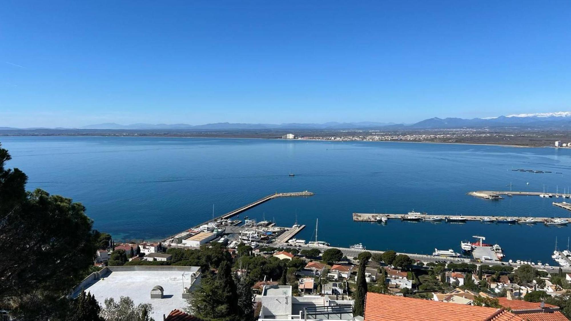 Precioso Piso Con Vistas Espectaculares Del Mar Av-50 Apartment Roses Luaran gambar