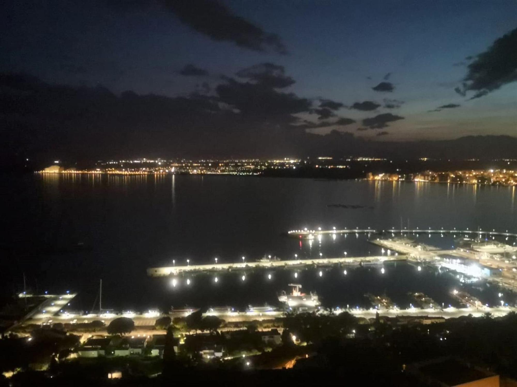 Precioso Piso Con Vistas Espectaculares Del Mar Av-50 Apartment Roses Luaran gambar